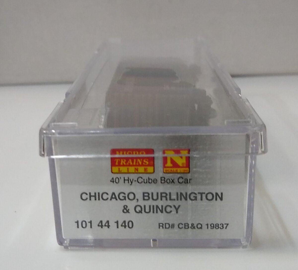 Micro-Trains 10144140 N CB&Q Weathered 40' Hy-Cube Boxcar #19837