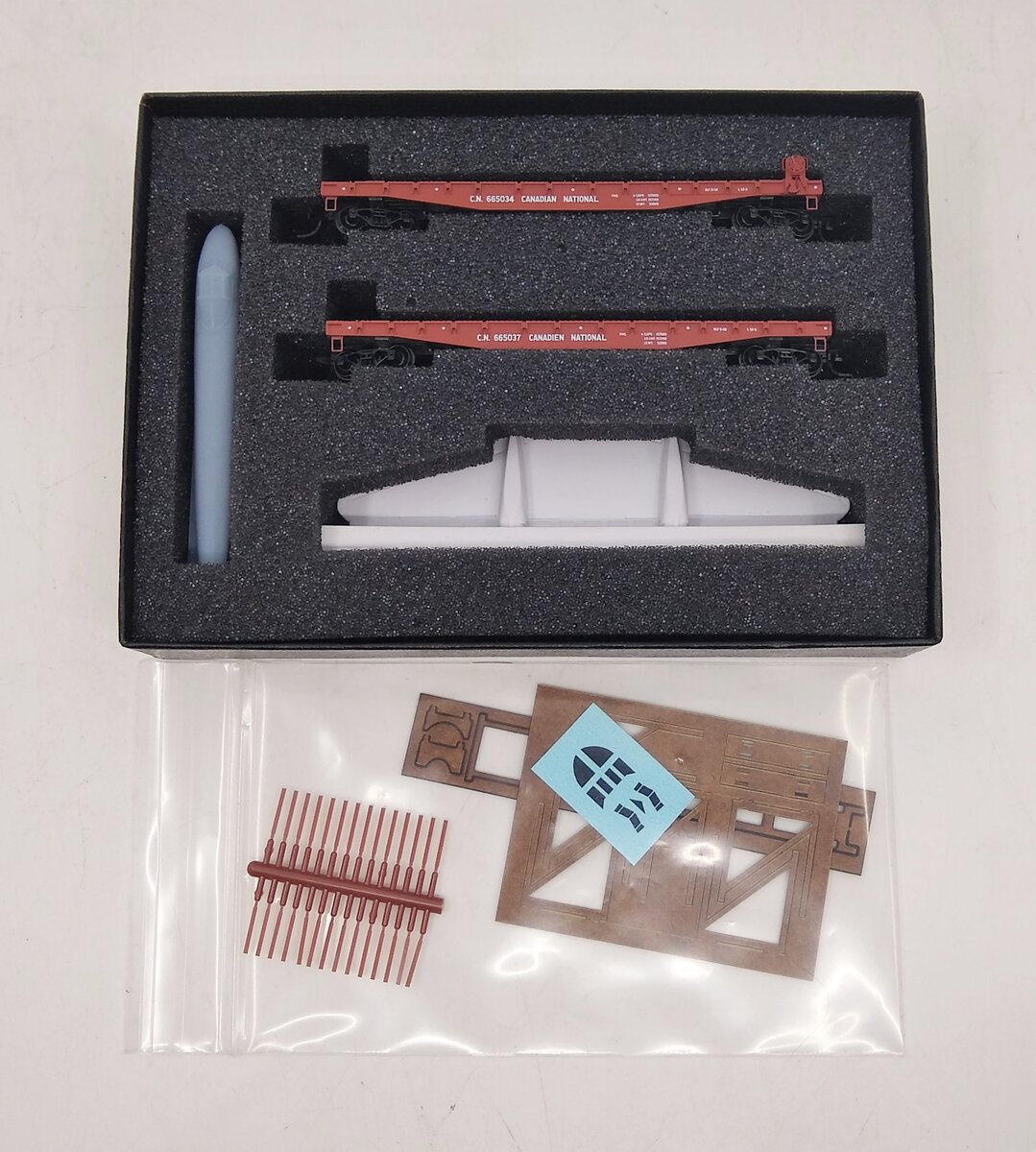 Micro-Trains 99302202 N Canadian National Flatcar with Airplane Load (Pack of 2)