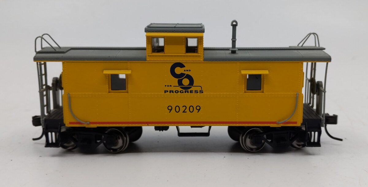 Atlas 11251 HO Scale Chesapeake & Ohio Cupola Caboose #90209
