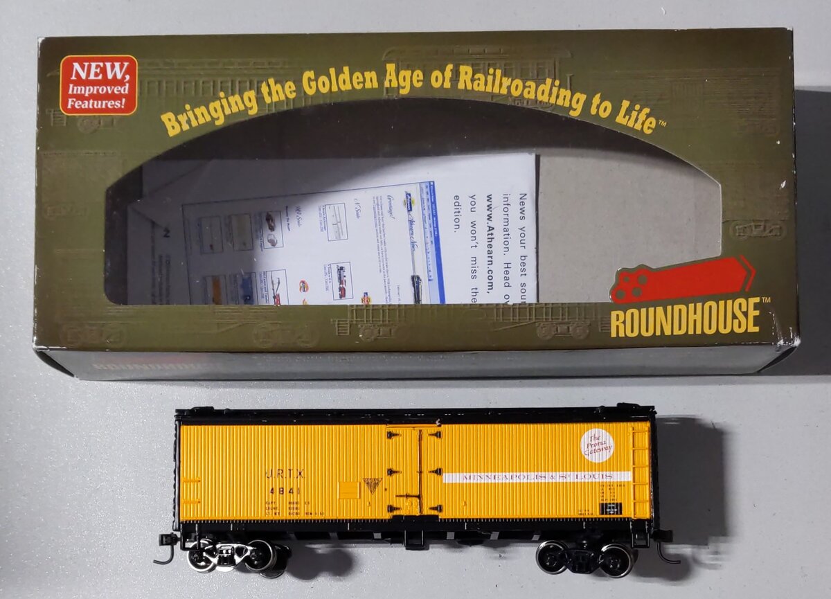 Roundhouse 85421 HO M&St.L 40' Wood-Side Reefer #4841