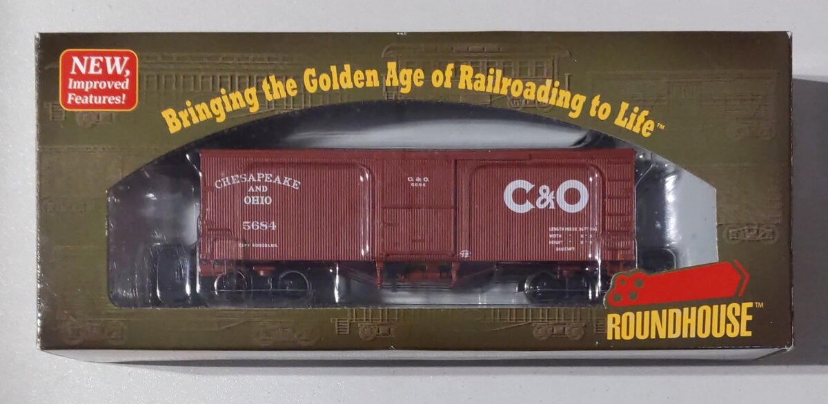 Roundhouse 84257 HO Scale C&O 36' Old Time Wood Boxcar #5684