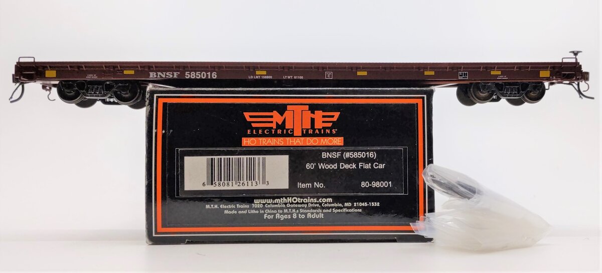 MTH 80-98001 Burlington Northern Santa Fe HO Scale 60' Wood Deck Flat Car