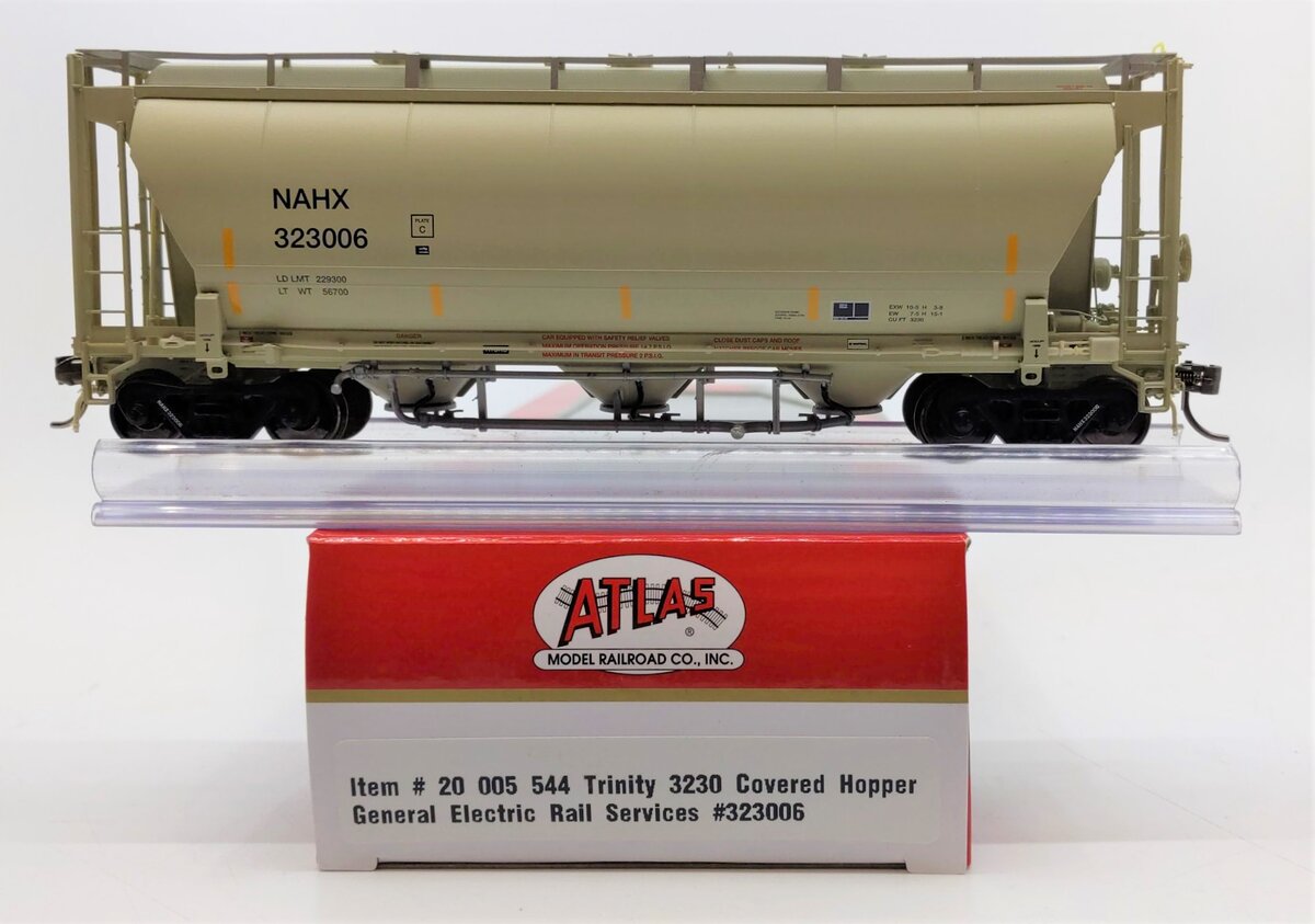 Atlas 20005544 HO General Electric Rail Services 3230 Covered Hopper #323006