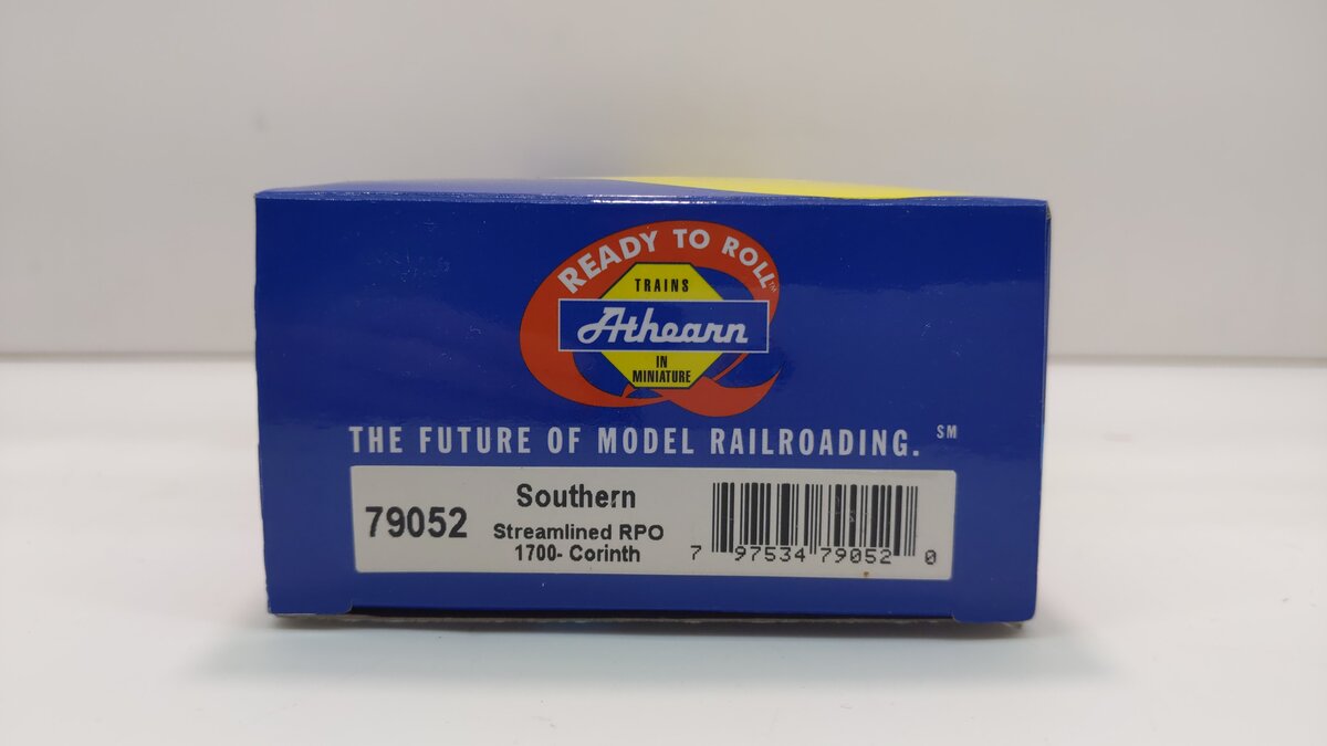 Athearn 79052 HO Scale Southern "Corinth" Streamline RPO Car #1700
