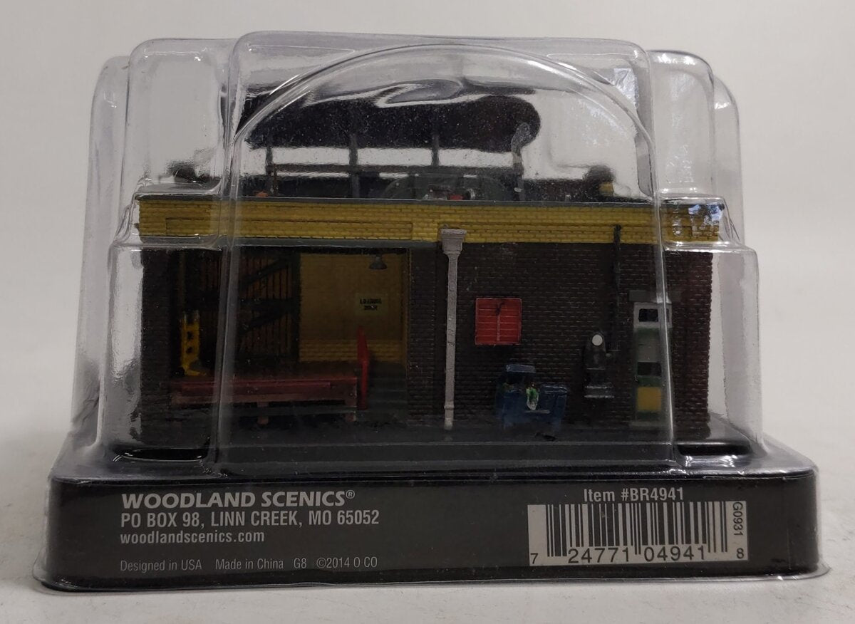 Woodland Scenics BR4941 N Built-&-Ready J. Frank's Grocery Building
