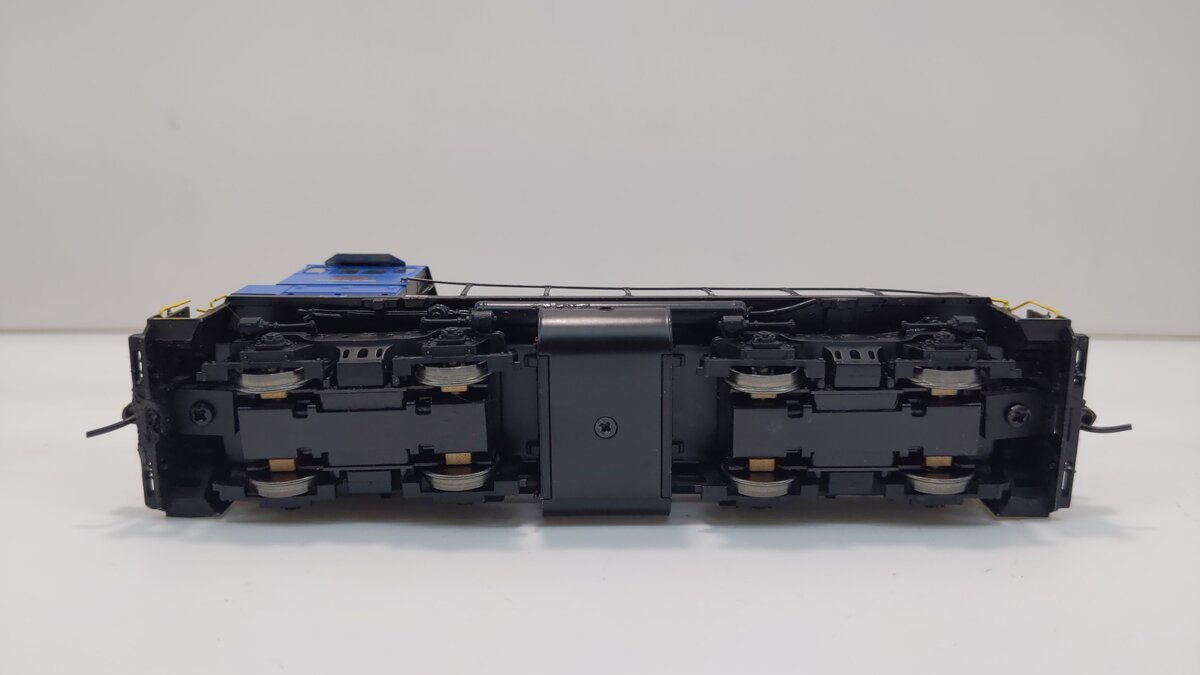 Athearn 95842 HO Southern "River Street Rambler" SW1500 Diesel Switcher #1733