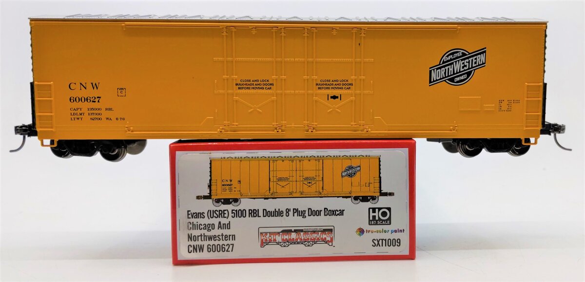 Scale Trains SXT1009 HO Chicago & Northwestern 5100 RBL 8'' D-P Boxcar #600627