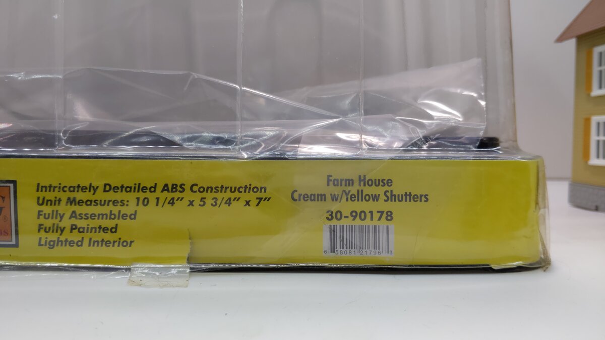 MTH 30-90178 O Gauge Assembled #6 Farm House
