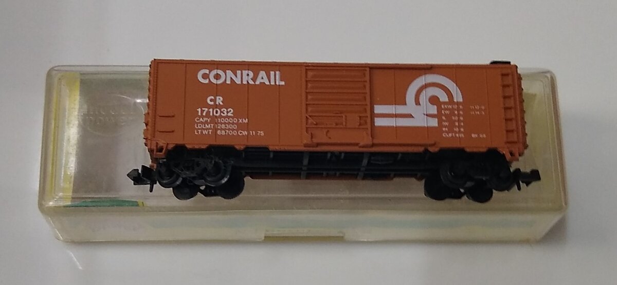 Model Power 3439 Conrail Box Car # 171032