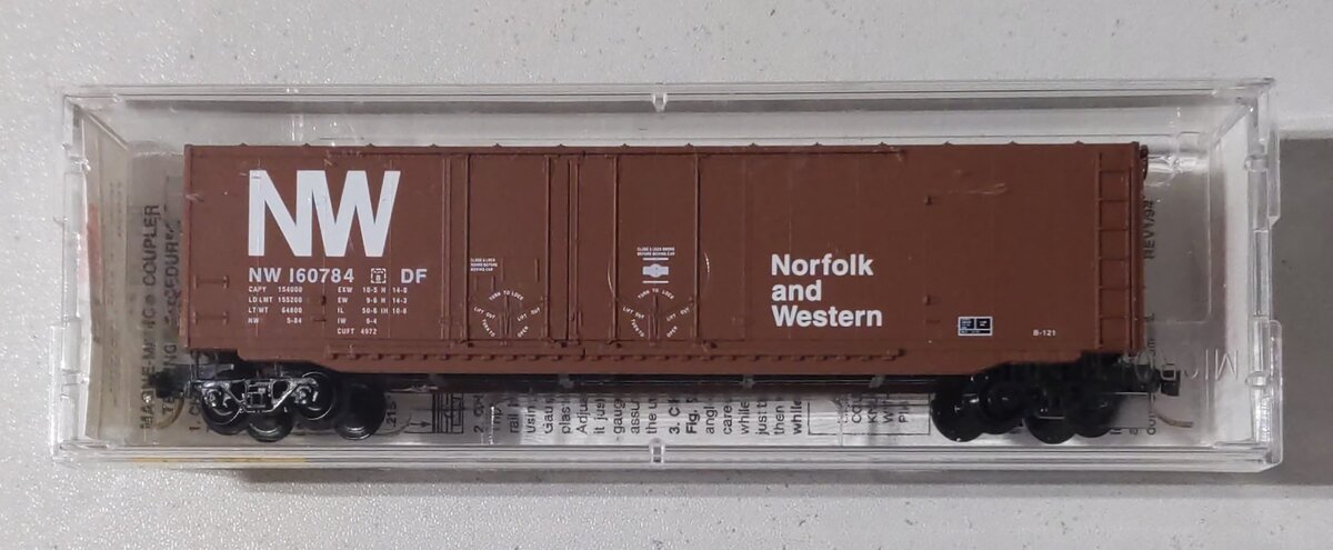 Micro-Trains 07500030 N Norfolk & Western 50' Double Plug Door Boxcar #160784