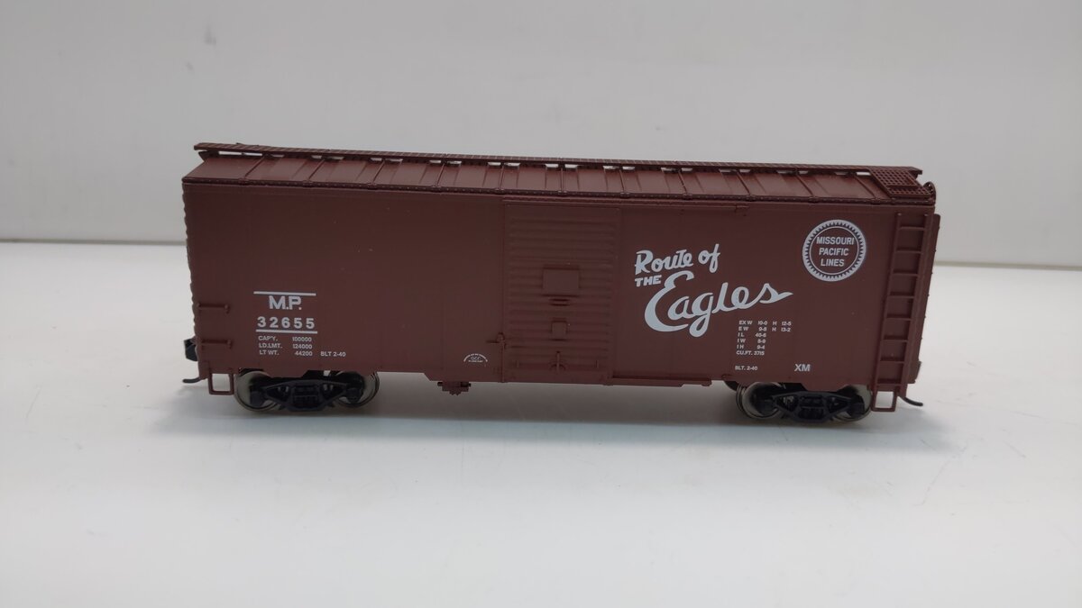Walthers 910-1304 HO Missouri Pacific 40' AAR 1944 Boxcar - Ready to Run #32655