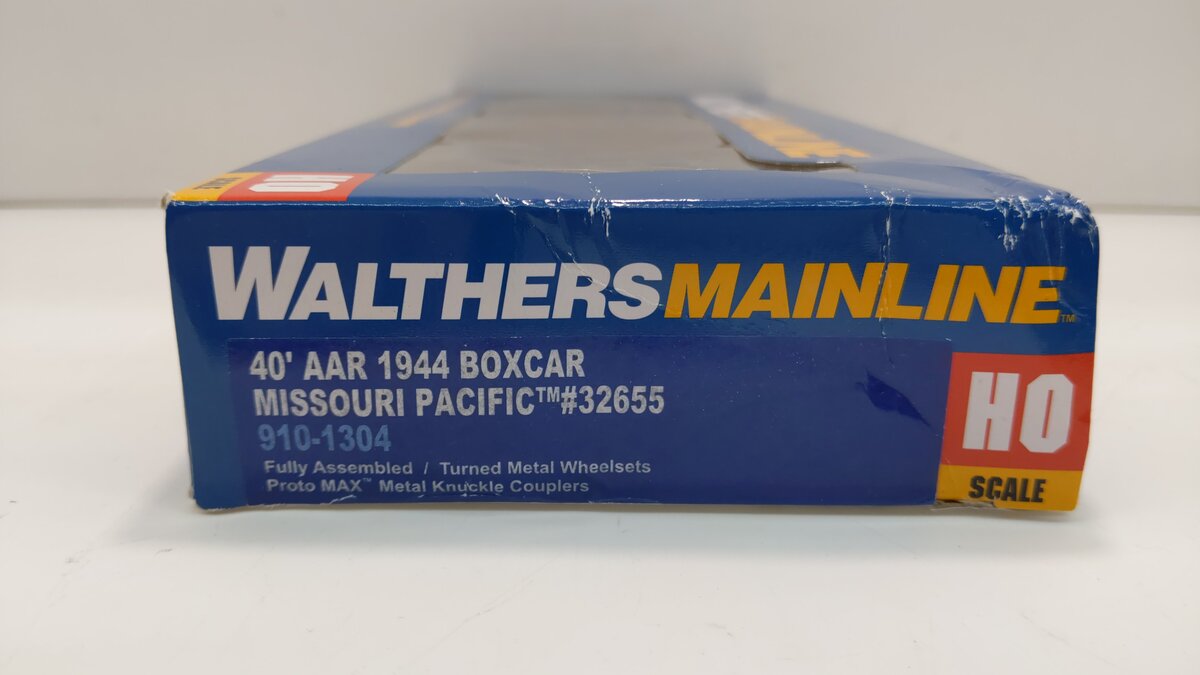 Walthers 910-1304 HO Missouri Pacific 40' AAR 1944 Boxcar - Ready to Run #32655