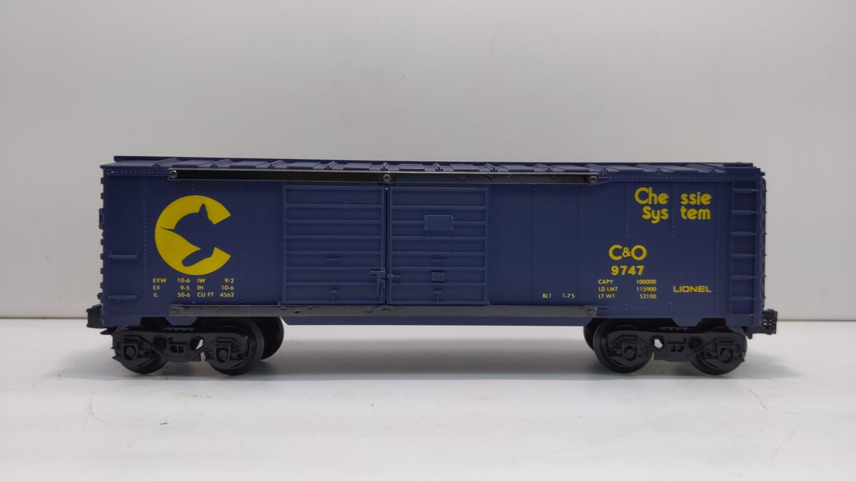Lionel 6-9747 O Gauge Chessie System Boxcar – Trainz