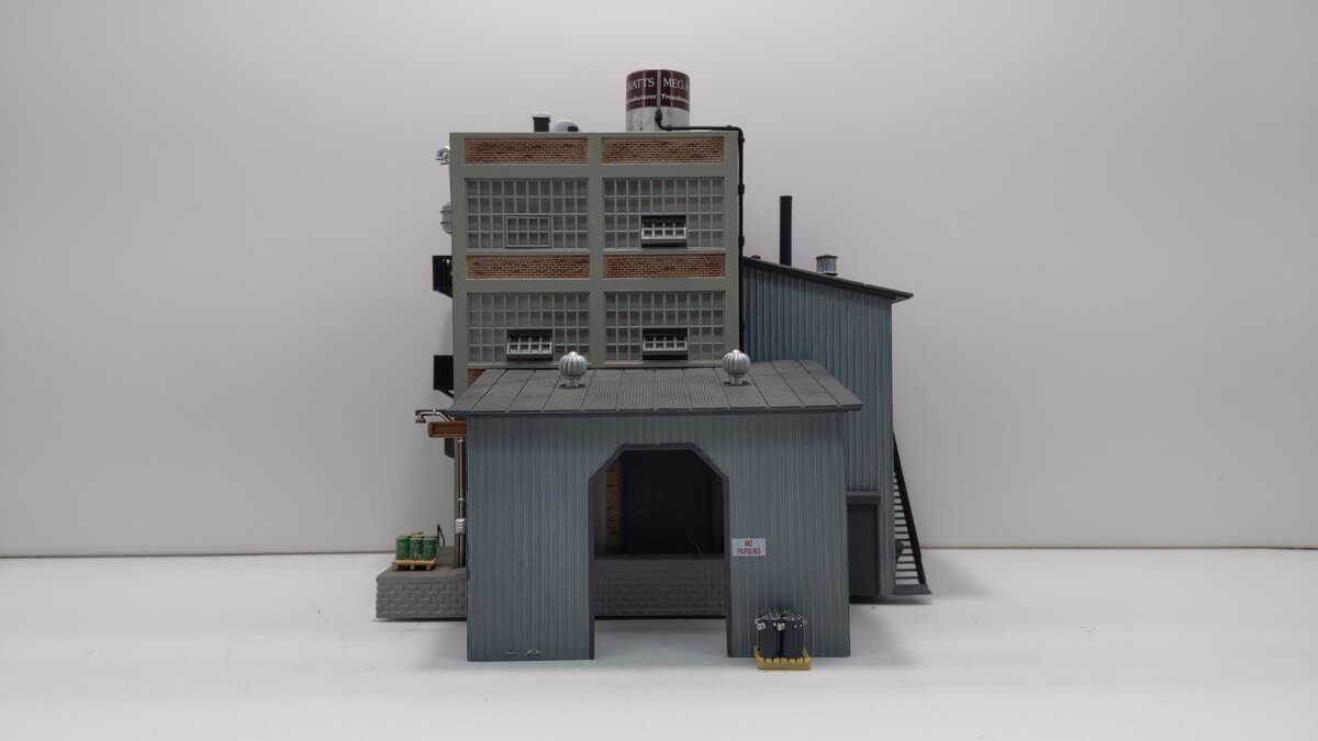 Woodland Scenics BR5037 HO Built-&-Ready Meg A. Watts Transformers Building