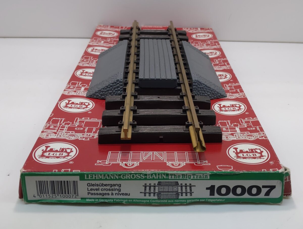 LGB 10007 G Gauge Road Crossing Track