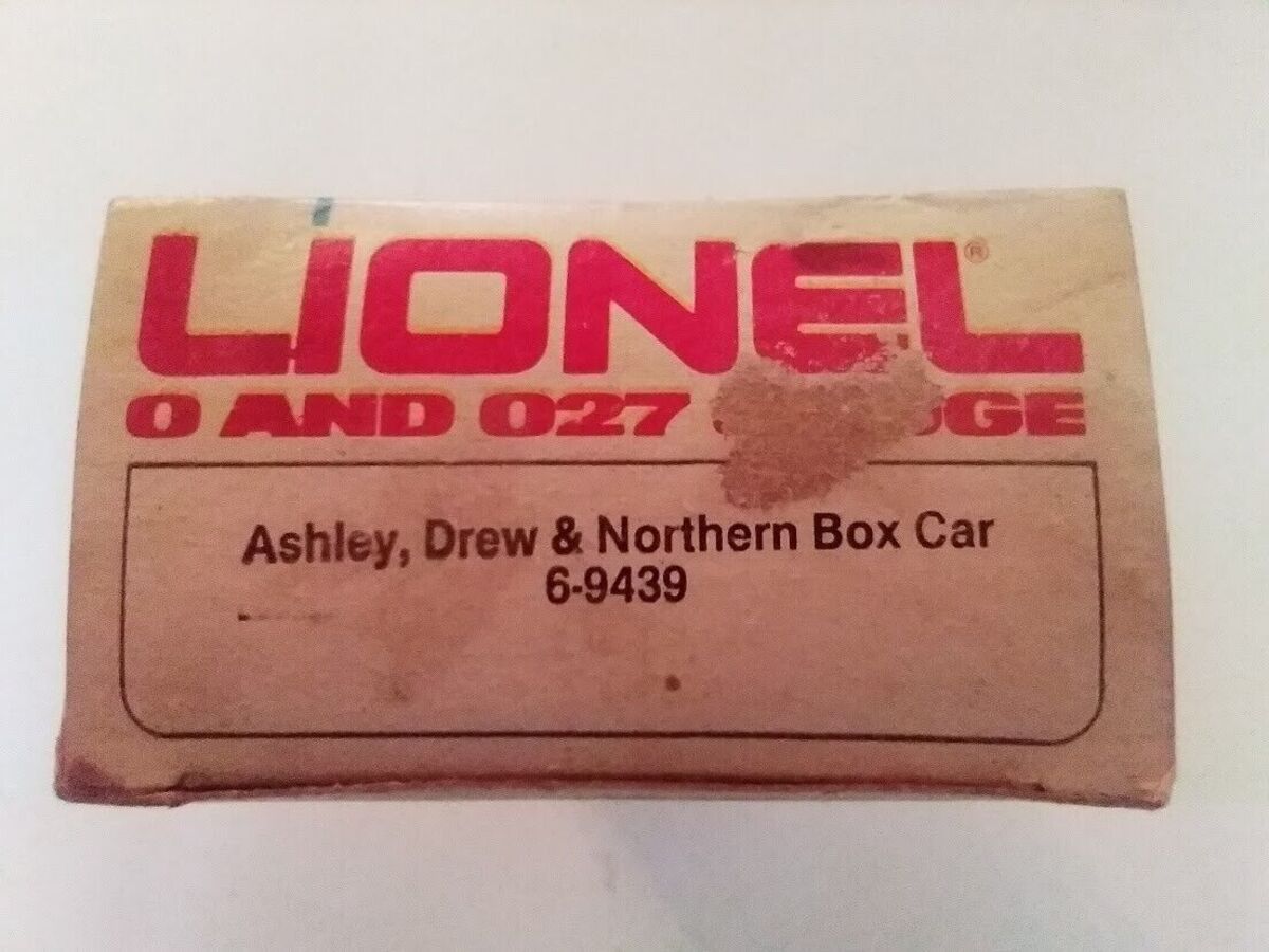 Lionel 6-9439 O Gauge Ashley Drew & Northern Boxcar