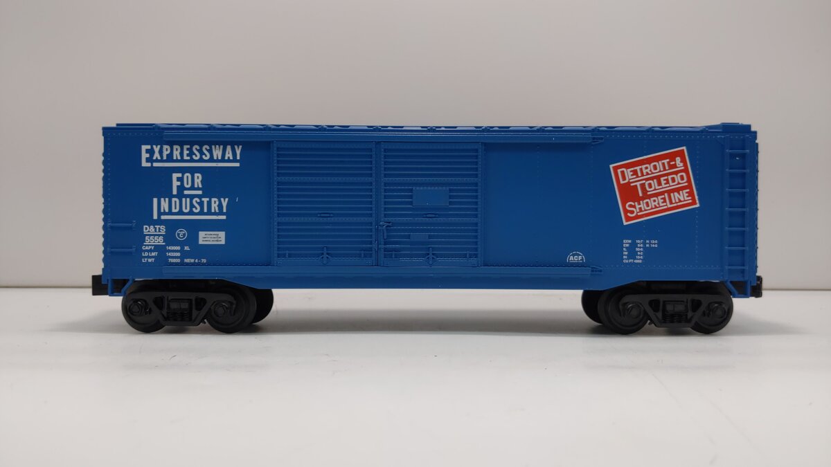 MTH 30-74621 Detroit/Toledo Shore Line 40' Double Door Box Car