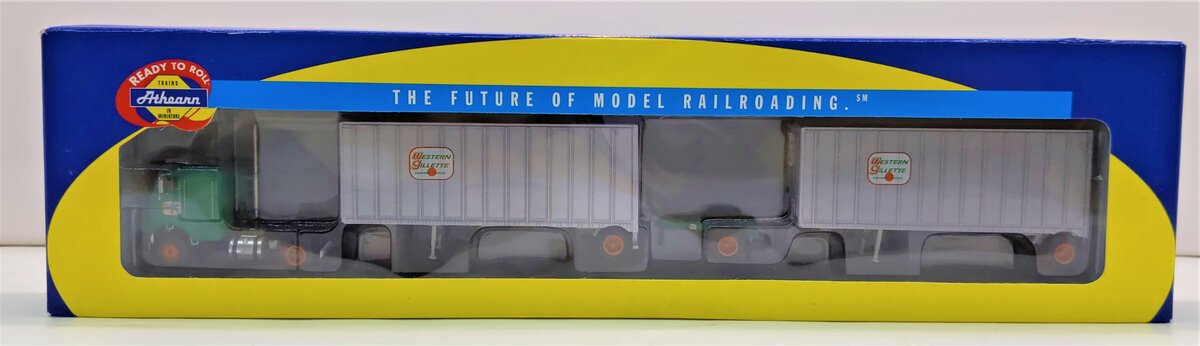 Athearn 91151 HO Scale Western Gillette Freightliner W/Two 28'' Trailers RTR