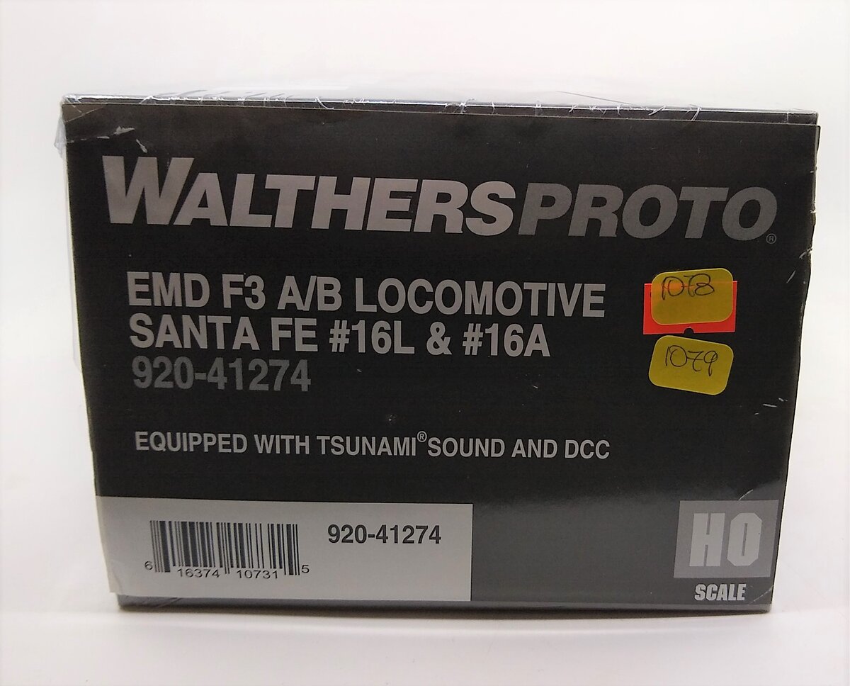 Walthers 920-41274 HO Santa Fe EMD F3A/B Diesel Locomotive Set #16L/16A