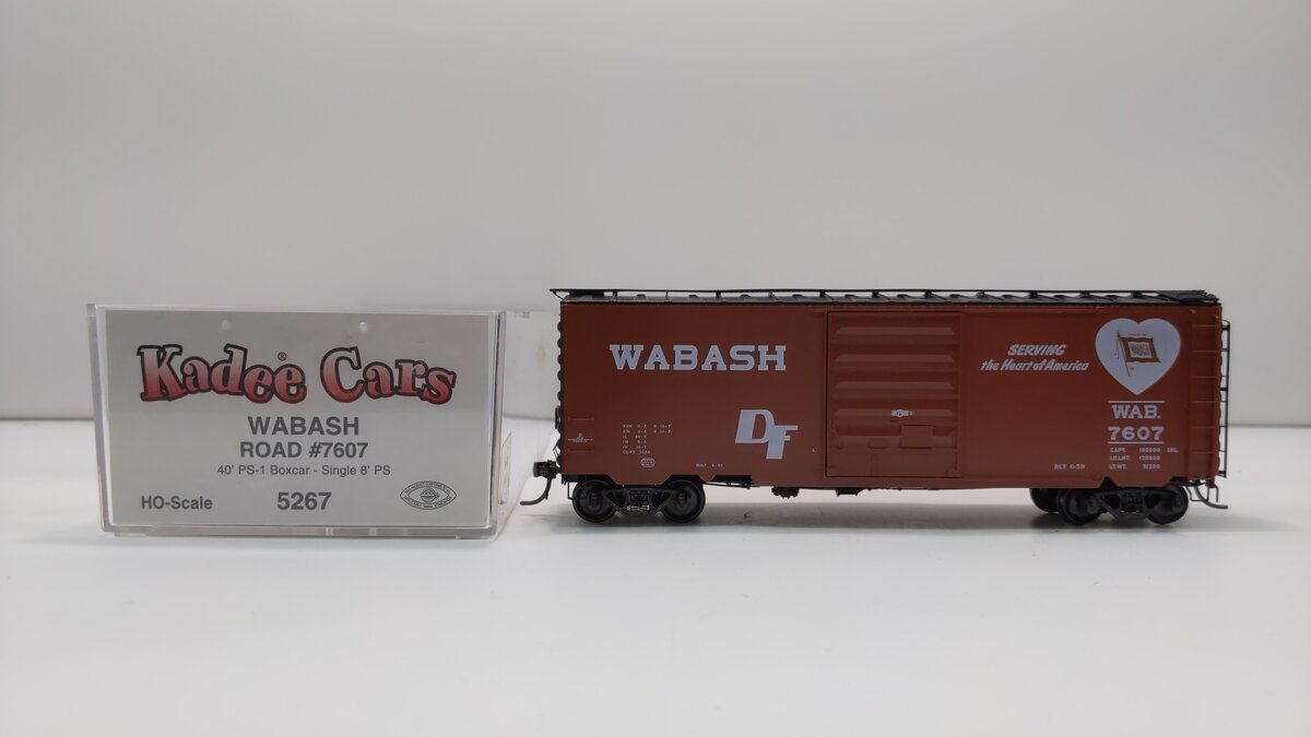 Kadee 5267 HO Scale Wabash 40' PS-1 Boxcar #7607