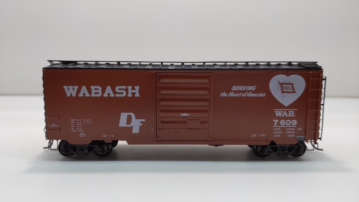 Kadee HO scale 5208 - 40' PS-1 Boxcar Single 8' Wabash Rd#7609 Kadee HO scale 5208 - 40' PS-1 Boxcar Single 8' Wabash Rd#7609