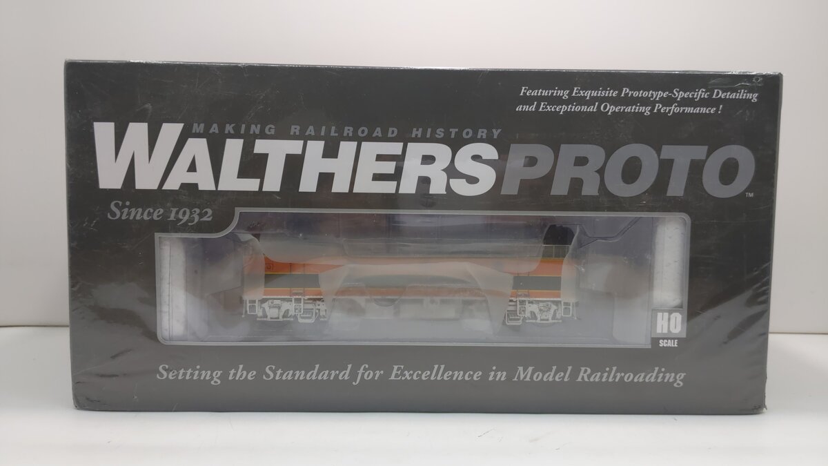 Walthers 47702 HO Great Northern EMD F7A-B Set-Standard DC #368C,372B