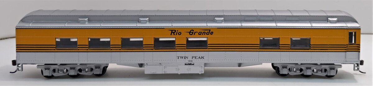 Athearn 7843 HO Denver & Rio Grande Western Twin Peak Heavyweight Diner #806