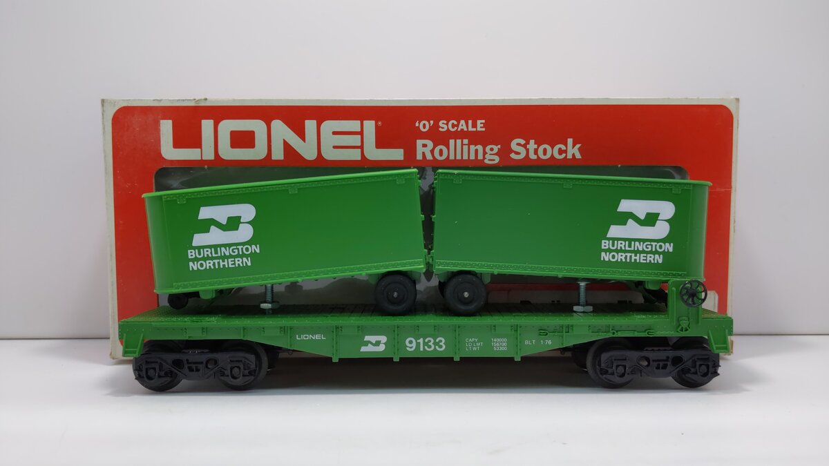 Lionel 6-9133 O Gauge Burlington Northern Flatcar #9133 with Trailers