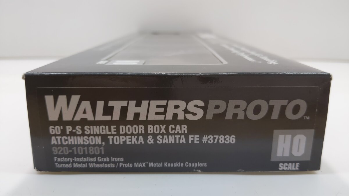 Walthers 920-101801 HO Atchinson,Topeka & Santa Fe 60' Single Door Boxcar