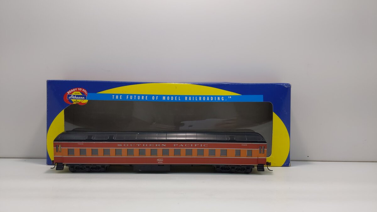 Athearn 7864 HO Scale Southern Pacific Daylight Standard Round Roof Coach Car