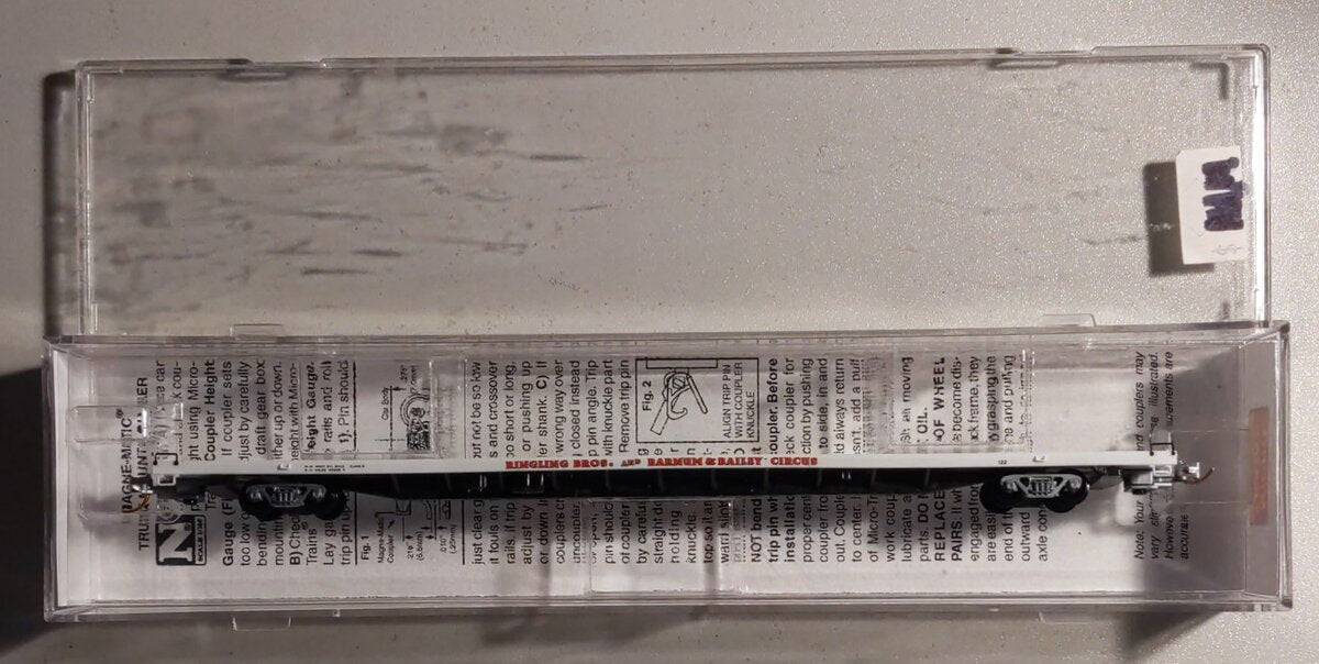 Micro-Trains 07100550 N Ringling Bros. Circus 89' 4" TOFC Flatcar #122