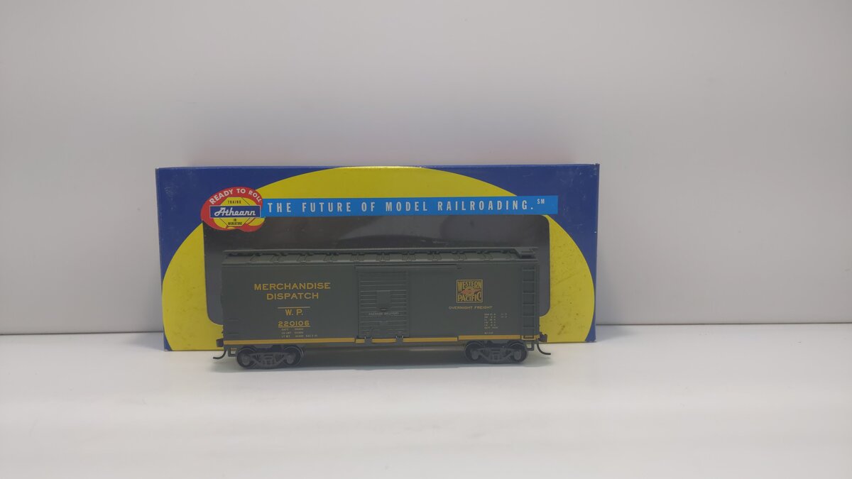 Athearn 92262 HO Western Pacific 40' Express Boxcar #220106