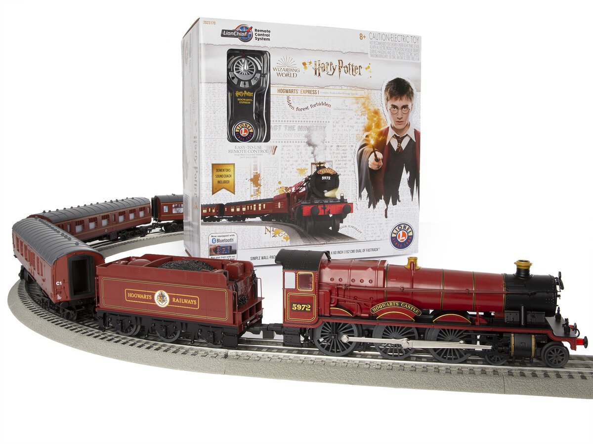 Lionel 2023170 Hogwarts Express LionChief O Gauge Train Set with Bluetooth
