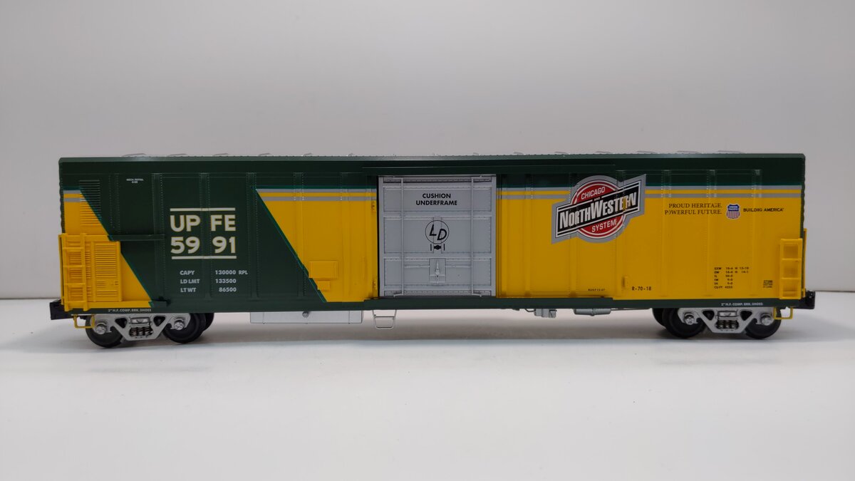 Lionel 6-27396 O Gauge Chicago & North Western Heritage Mechanical Reefer #5991
