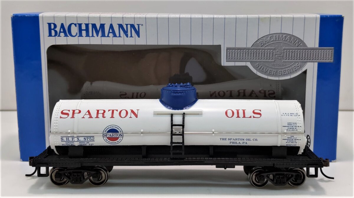 Bachmann 17848 HO Sparton Oil Company 40' Single-Dome Tank Car #8752
