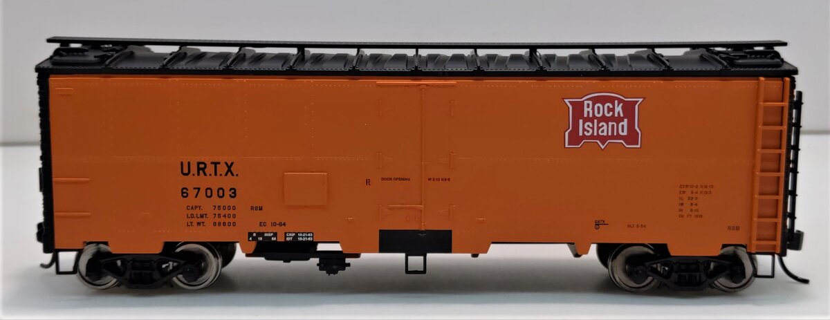 Walthers 910-3510 HO Rock Island URTX 40' Steel Meat Reefer RTR #67003