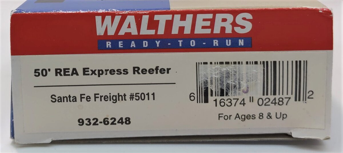 Walthers 932-6248 HO Scale Santa Fe 50' REA Express Reefer Freight Car #5011