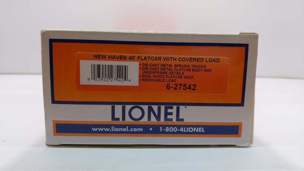 Lionel 6-27542 O Gauge New Haven 40‘ Flatcar with Covered Load #17808