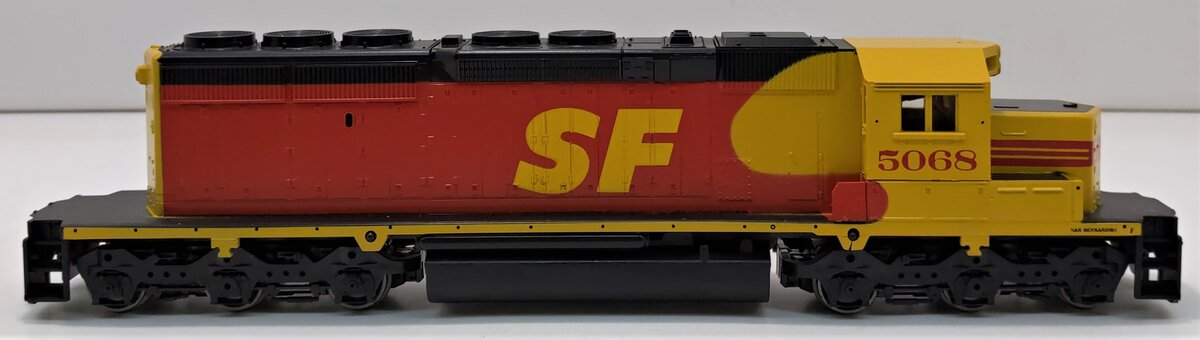 Athearn 4413 HO Scale Santa Fe SD40-2 Powered Diesel Locomotive #5068