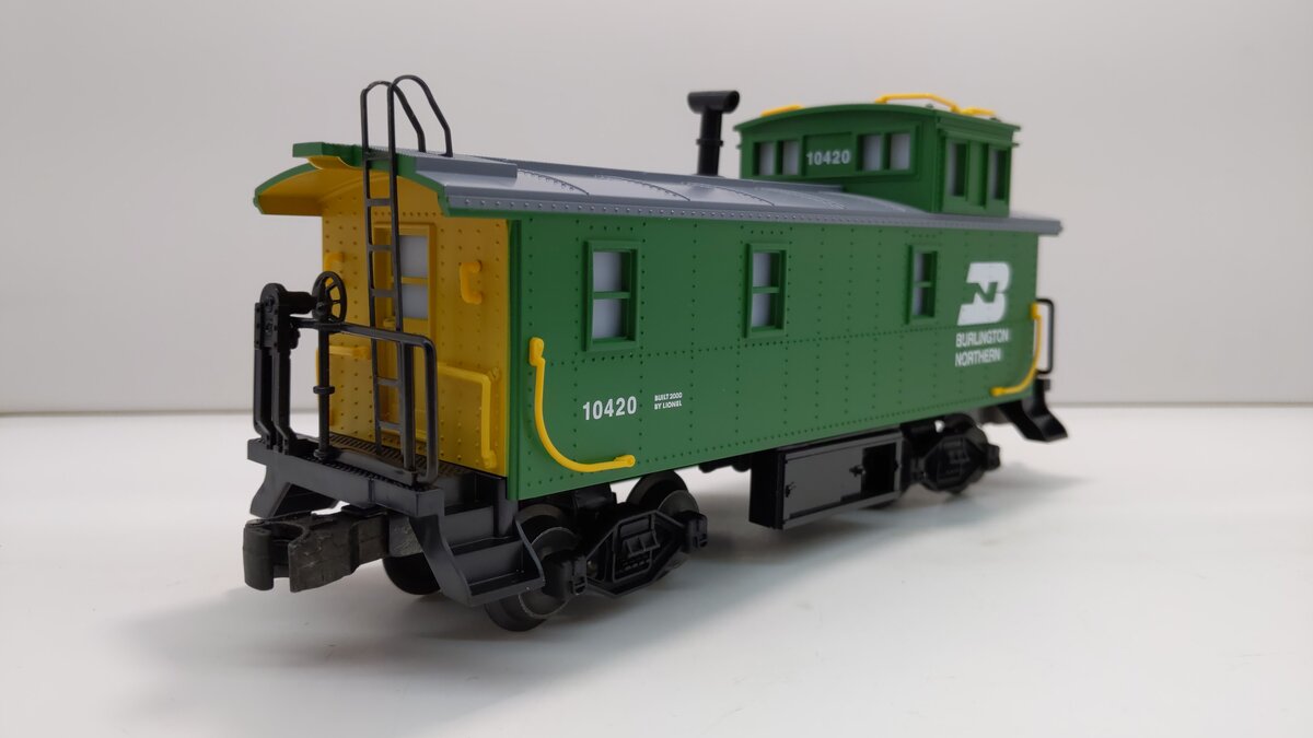 Lionel 6-17625 O Gauge Burlington Northern Illuminated Caboose #10420