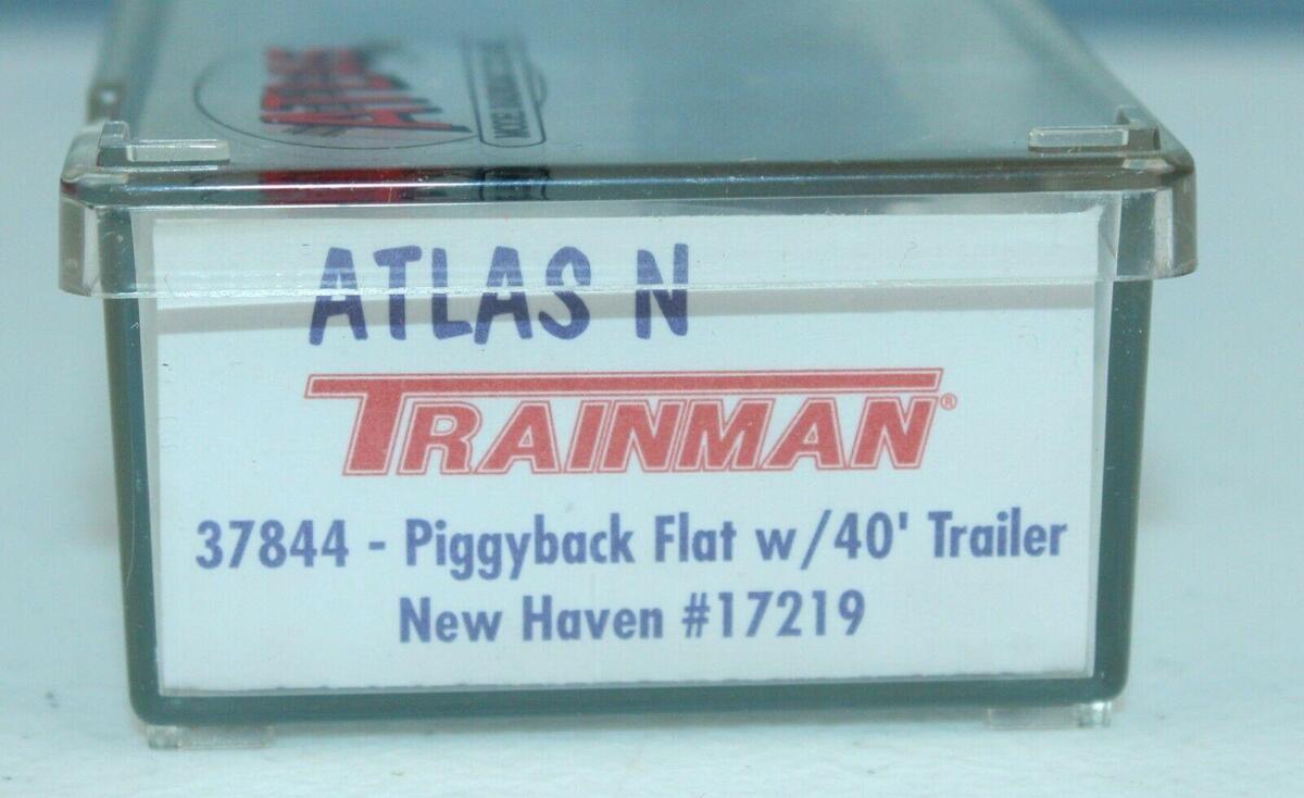 Atlas 37844 N Scale NH 50' Flatcar w/Trailer #17219
