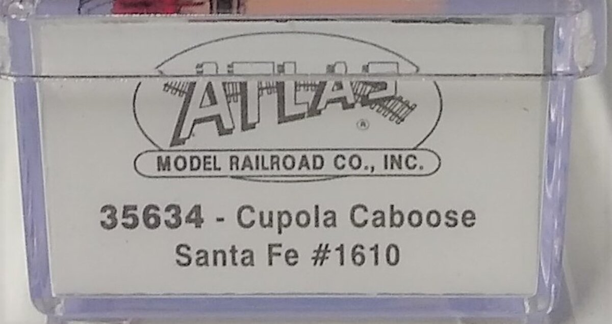 Atlas 35634 N Scale Santa Fe Cupola Caboose #1610