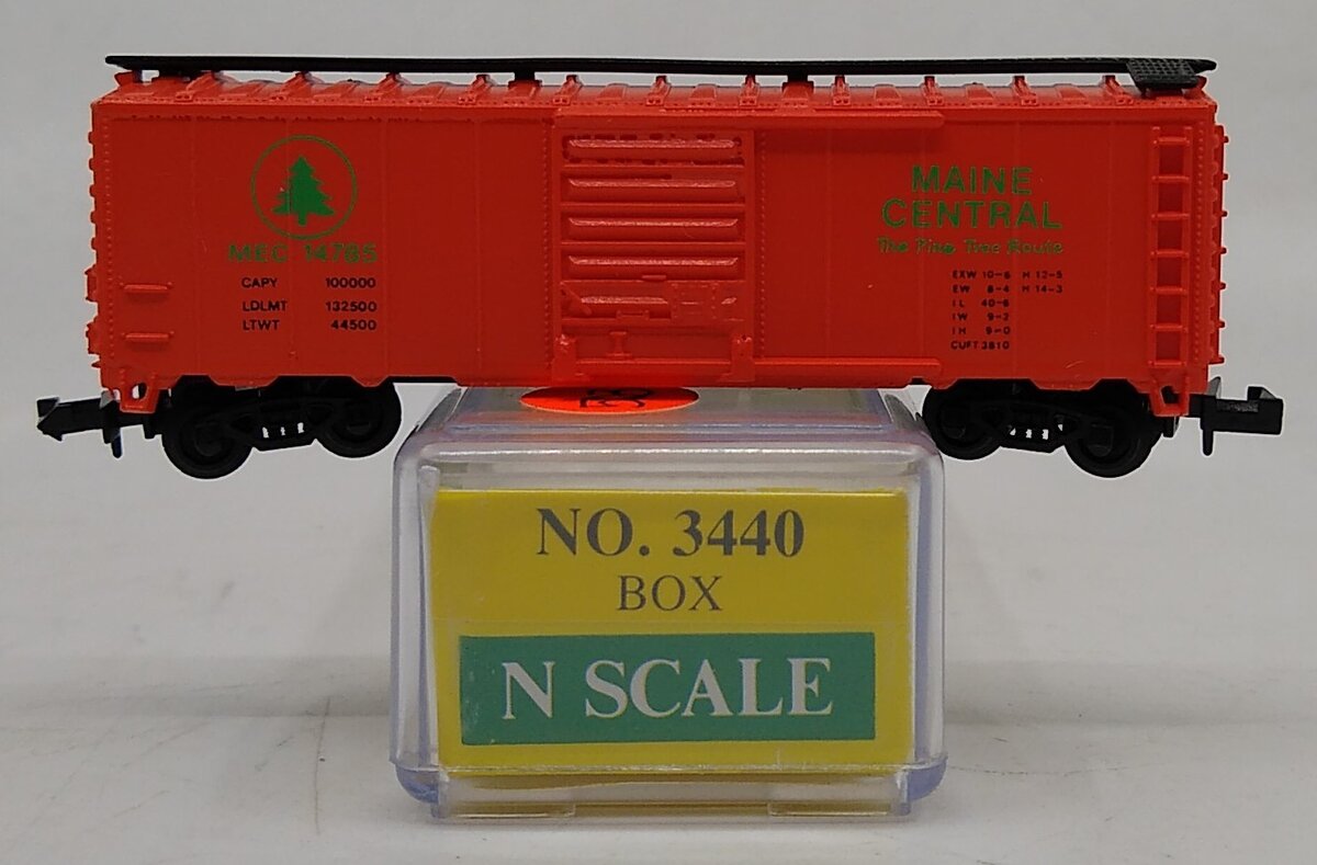 Model Power 3440 N Maine Central 40' Boxcar