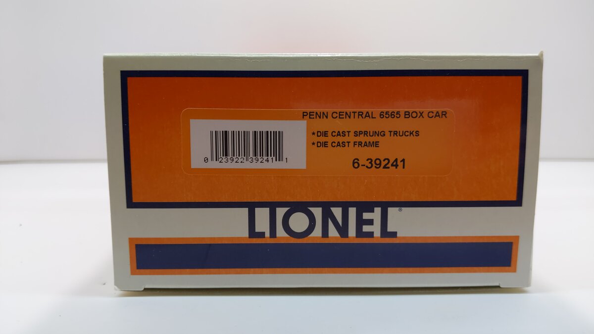 Lionel 6-39241 O Gauge Penn Central 6565 Boxcar #252455