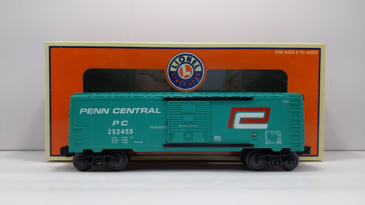Lionel 6-39241 O Gauge Penn Central 6565 Boxcar #252455