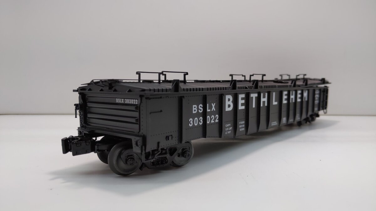 Lionel 6-81892 O Bethlehem Steel 52' Gondola w/Covers #303022