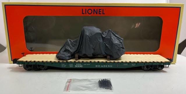 Lionel 6-82705 O Gauge Reading PS-4 Flatcar #7336 with Stakes & Tarped Load