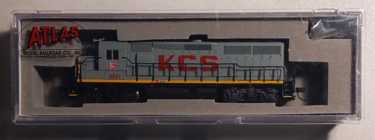 Atlas 48655 N Scale Kansas City Southern GP40-2 Diesel Locomotive #4821