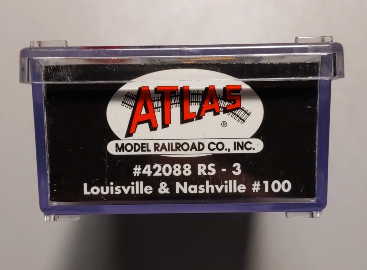 Atlas 42088 N Scale Louisville & Nashville RS-3 Diesel Locomotive #100