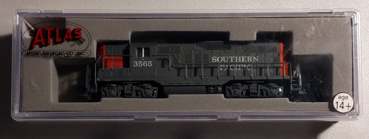 Atlas 48392 N Scale Southern Pacific GP-9 Diesel Locomotive #3565